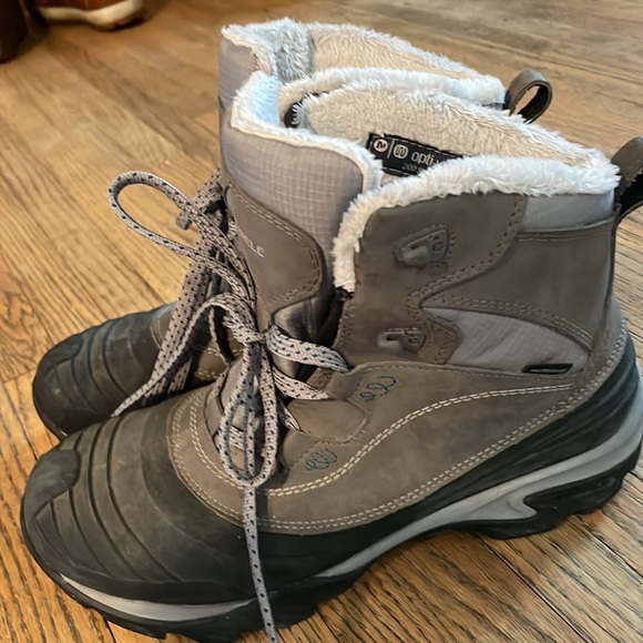 Merrell Womens Boot Sz 8.5 - Picture 2 of 5
